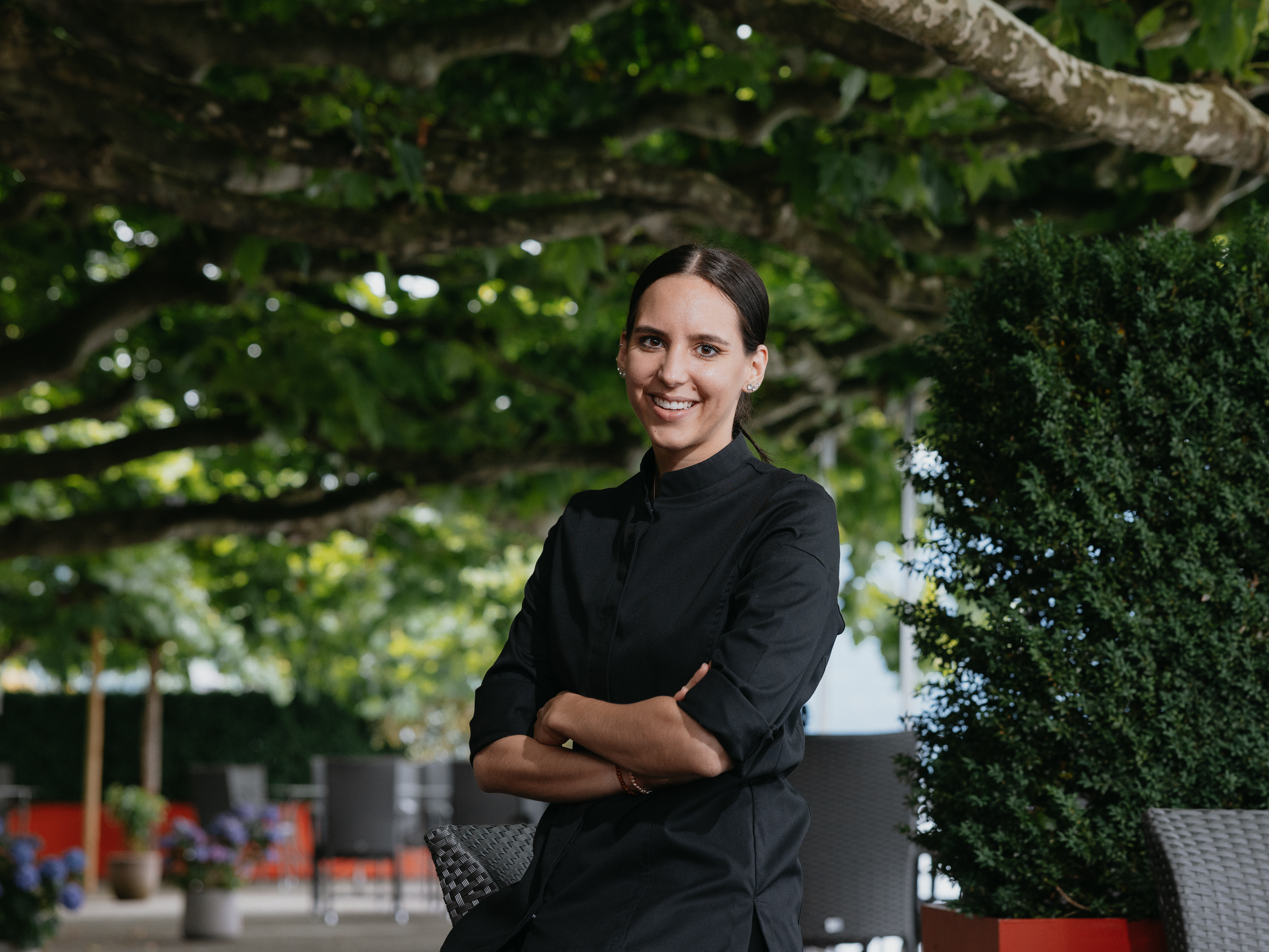 Portrait of chef Noémie Bernard in the garden